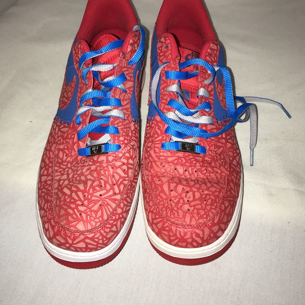 Size 13 Superman Nike AF-1’s! Excellent Condition!